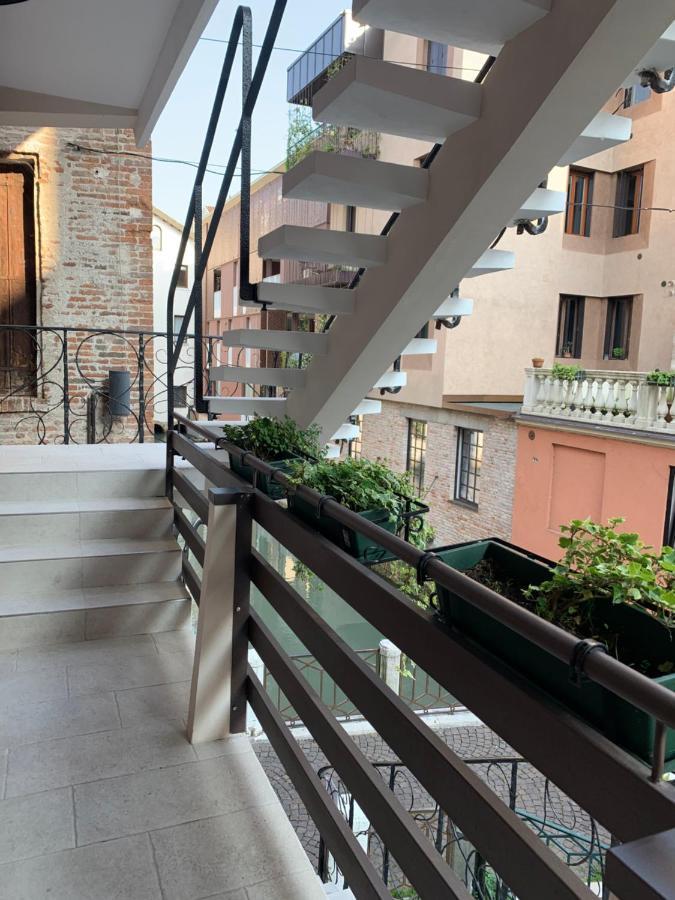 Trevisi27 Bed & Breakfast เตรวิโซ ภายนอก รูปภาพ